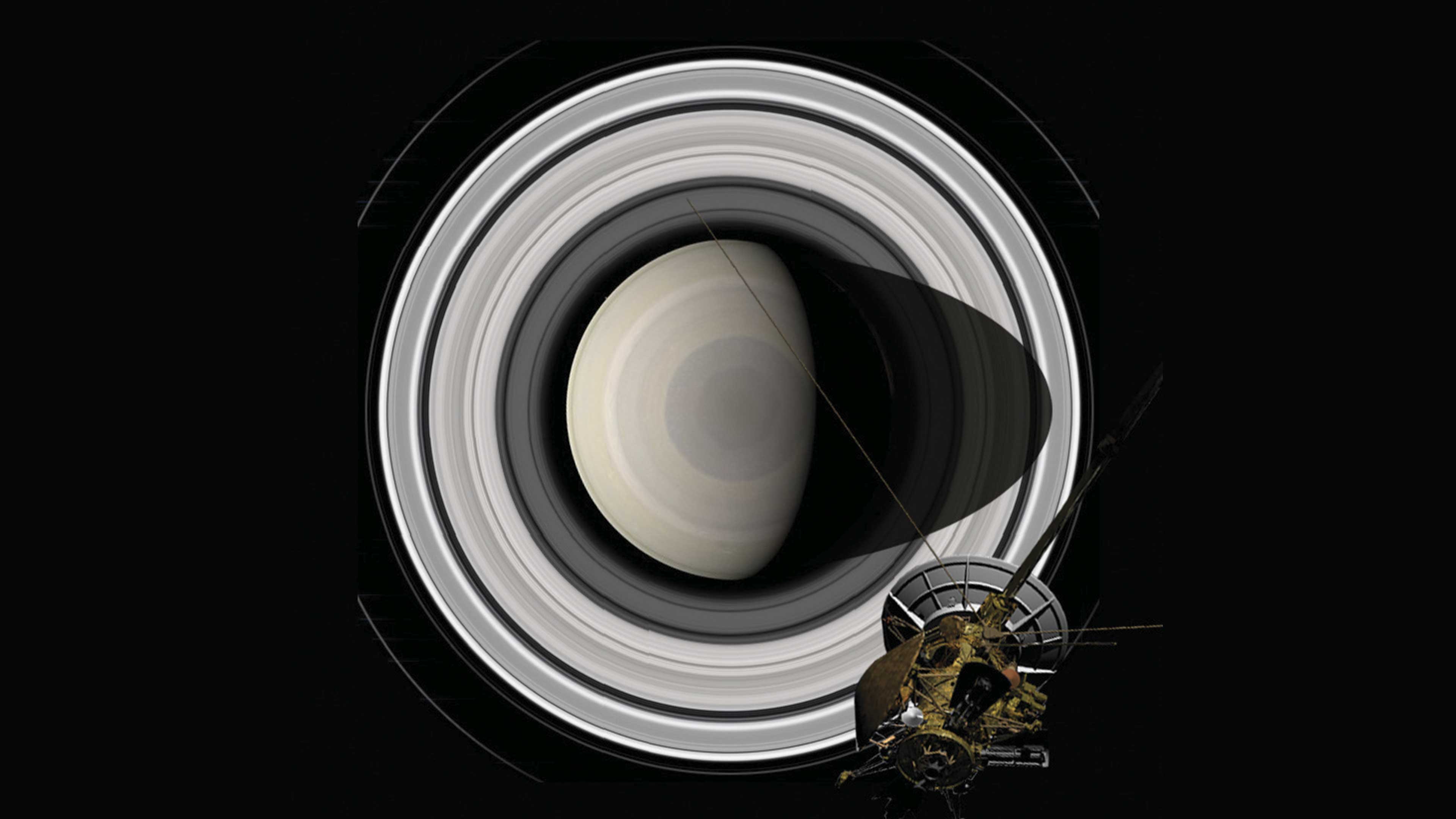 Imagen de Luz y sombra en los anillos de Saturno