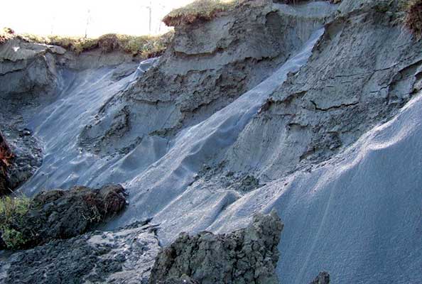 Imagen principal del artículo Adiós a los hielos perpetuos: el derretimiento del permafrost