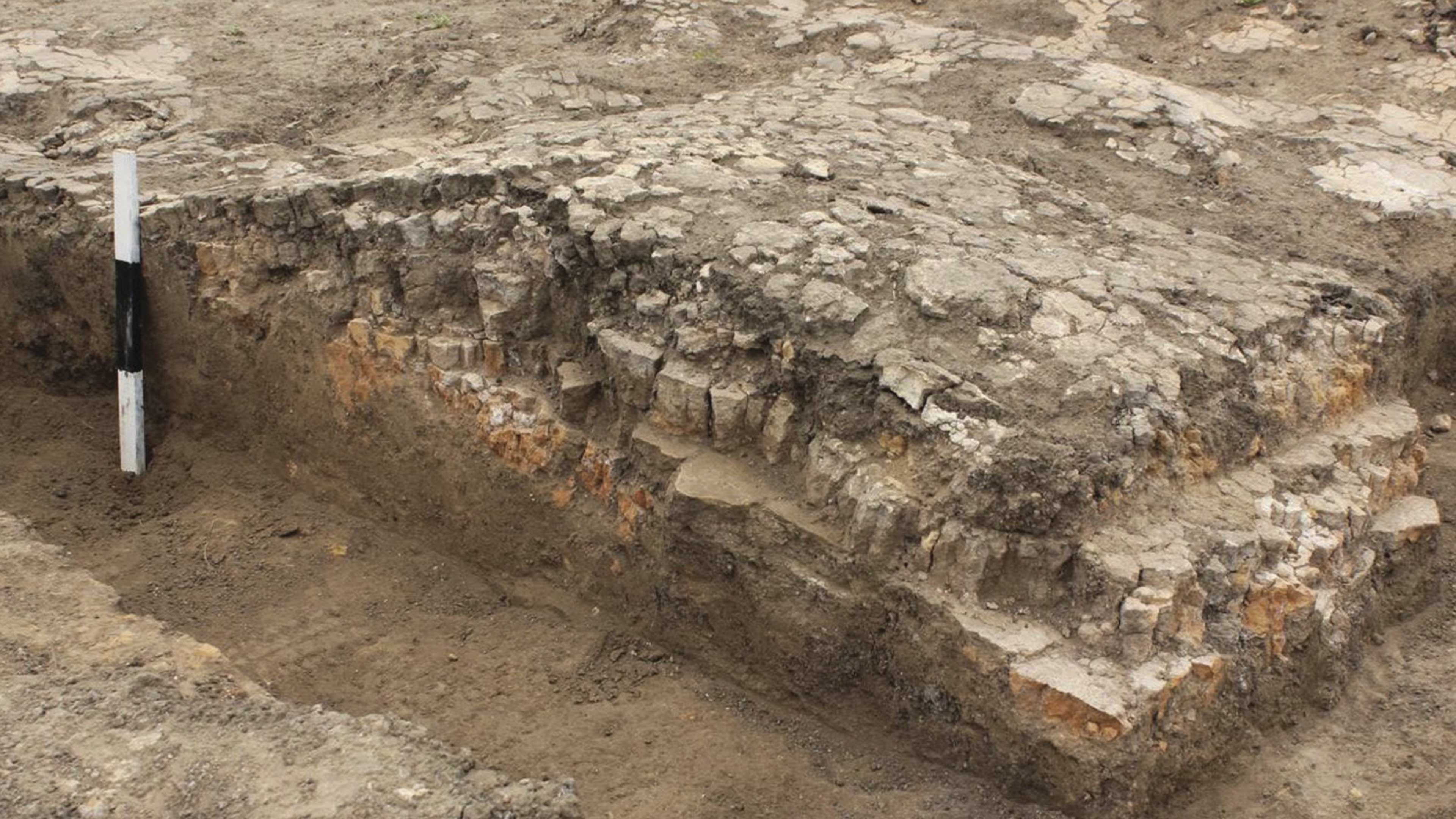 Descubren en Ucrania templo de seis mil años