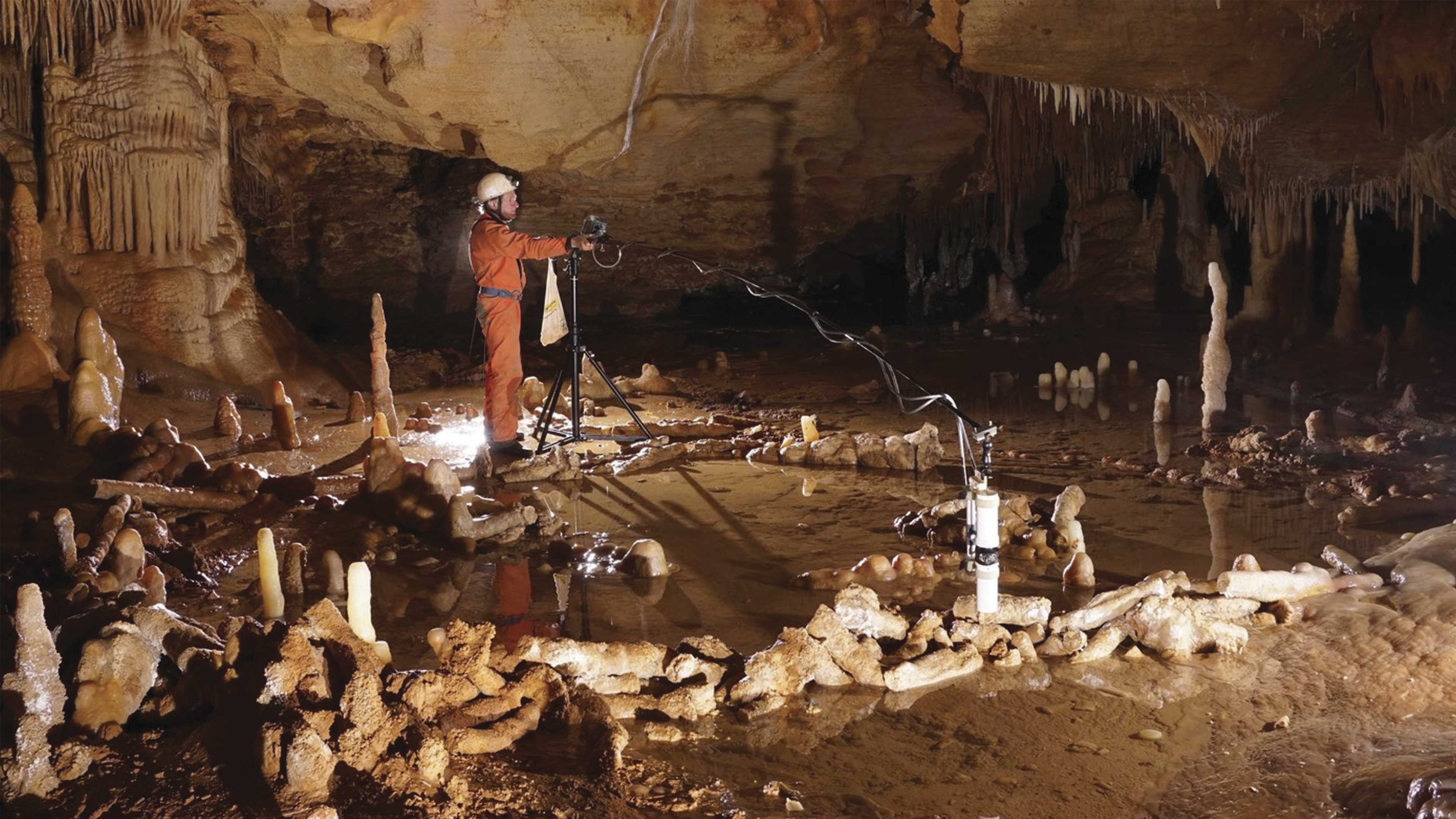 Estructuras neandertales en una cueva